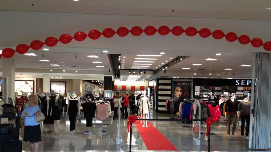 Big moves begin at Monroeville Mall