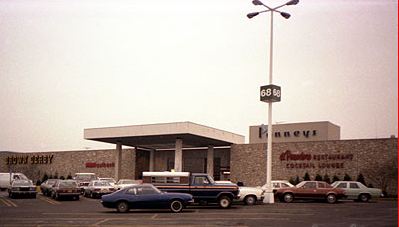 Mall Entrance Upper North